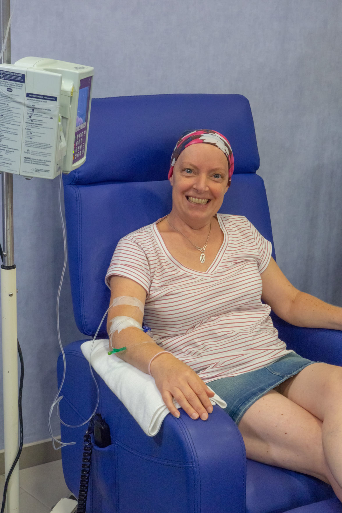 Woman in chemotherapy treatment